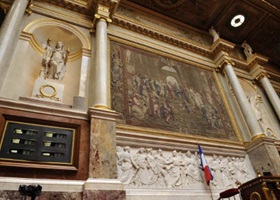 palais bourbon tapisserie paris guidebook